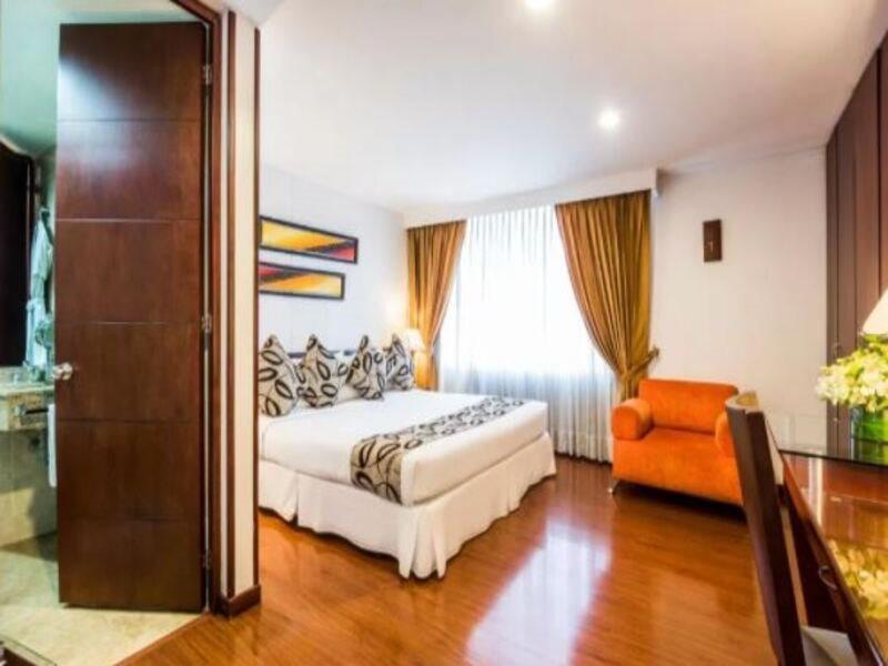Hotel Platinum Suite Bogota Bagian luar foto