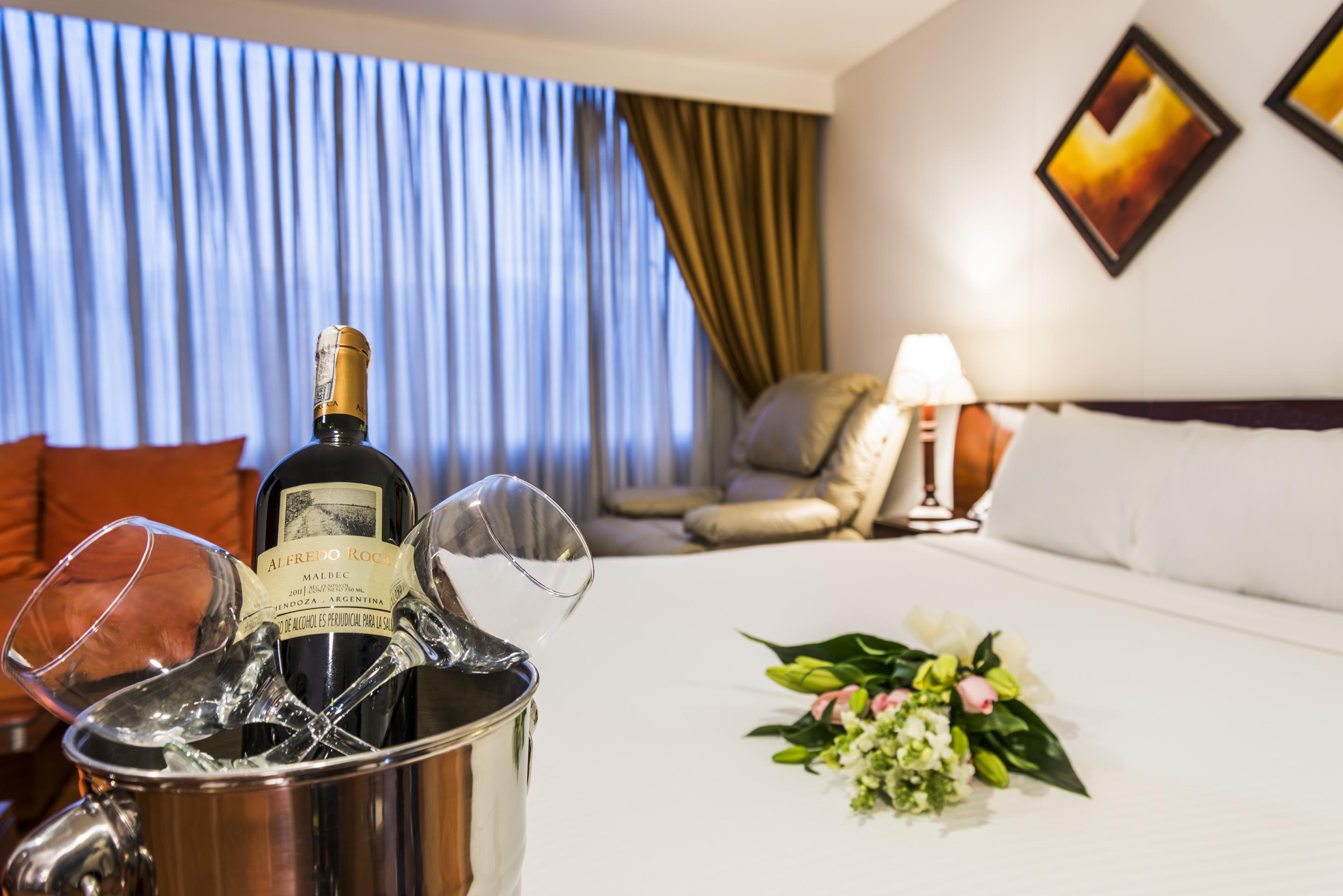 Hotel Platinum Suite Bogota Bagian luar foto