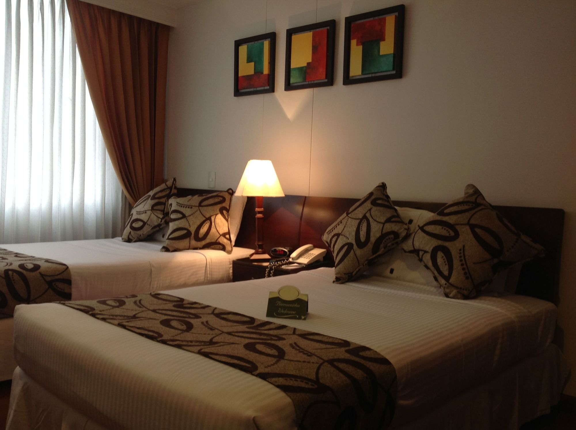Hotel Platinum Suite Bogota Bagian luar foto