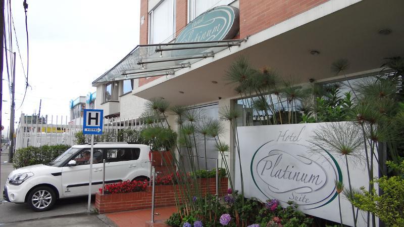 Hotel Platinum Suite Bogota Bagian luar foto